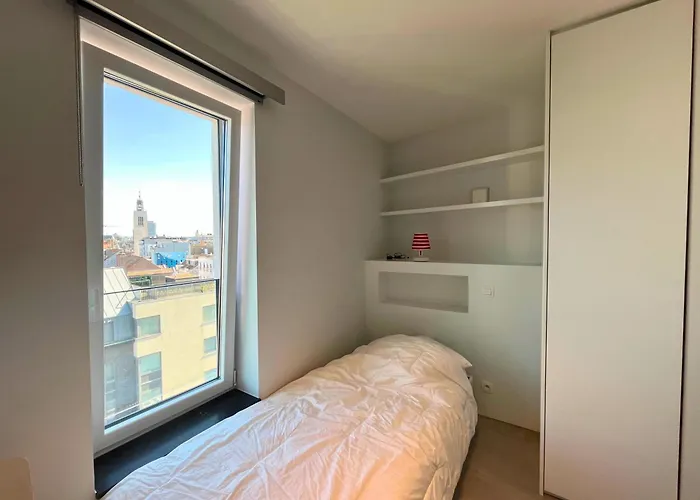 Vue Laterale 2 Moderne A By La Conciergerie