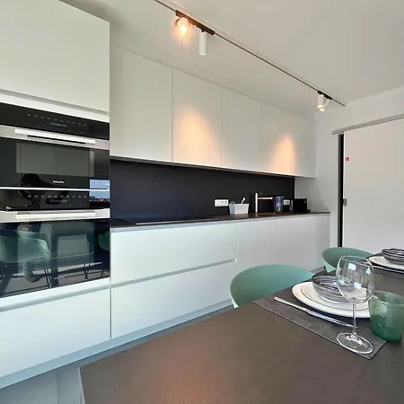 Lejlighed L'Empire Ostende - Sejour Tout A Pied En Famille - Plage 100M - Vue Mer Laterale - Terrasse - Tram A 5Min